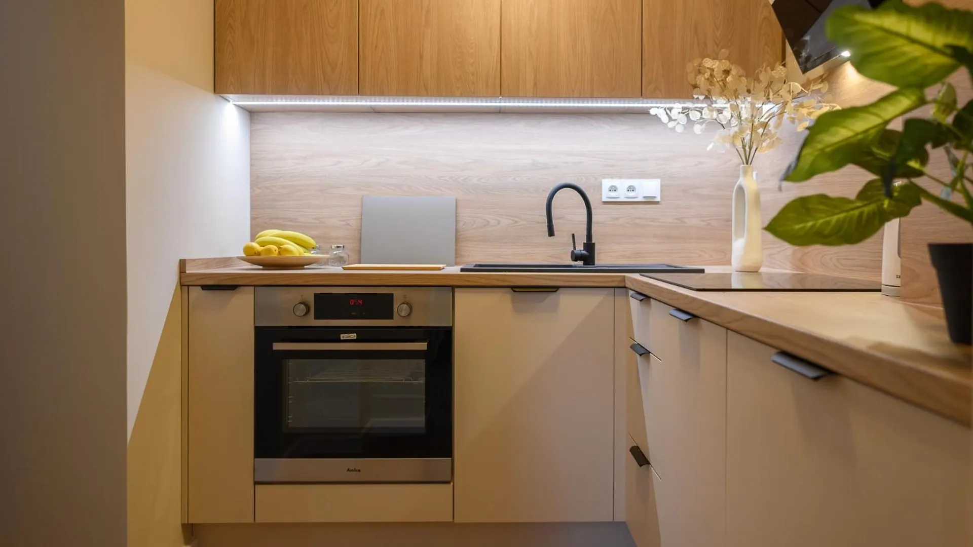 Chwaliszewo Deluxe Studio Old Town Apartment Poznan 0*,  Poland